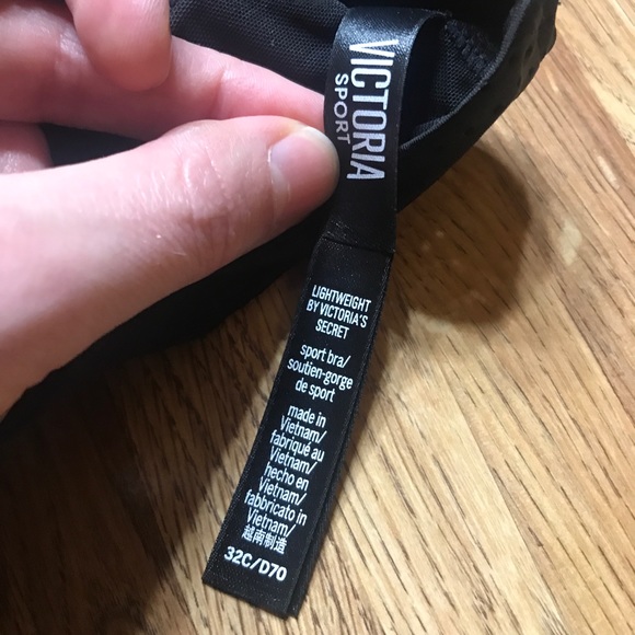 Victoria’s Secret Sports Bra 32C - Picture 5 of 5